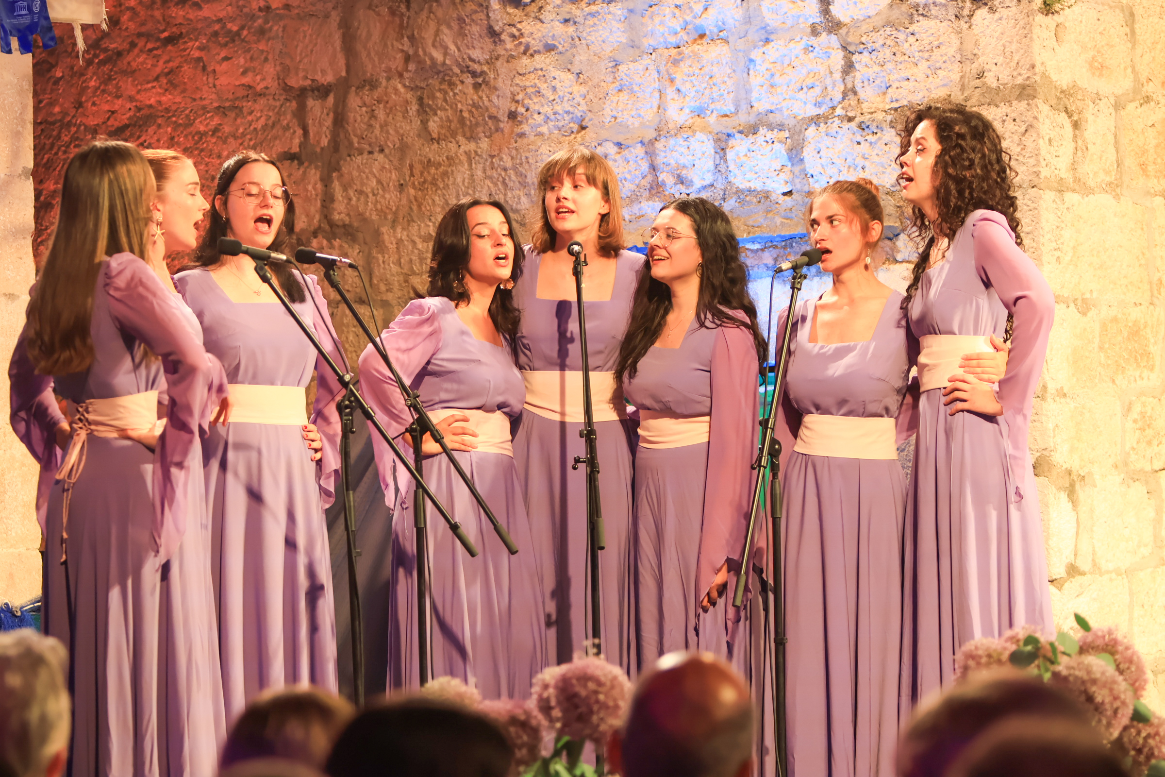 Festival dalmatinskih klapa u Omišu, večer ženskih klapa 2024. - Foto: DEA VINCEK